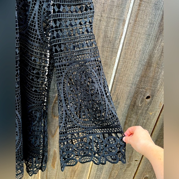 Stone Cold Fox lace mini over dress - Picture 4 of 11